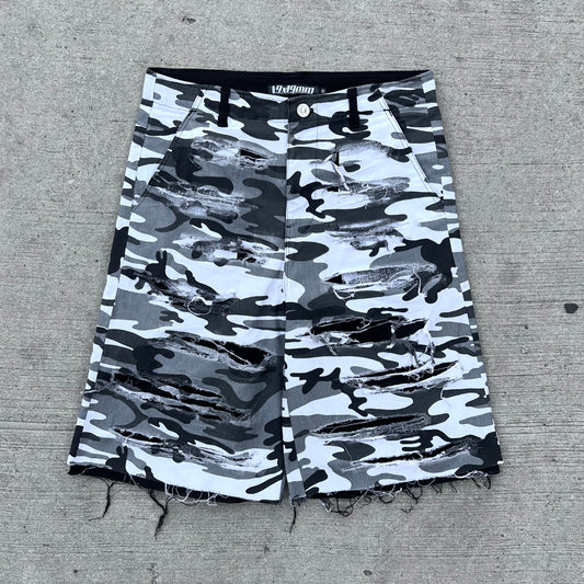 EXHAUSTION SHORTS V2